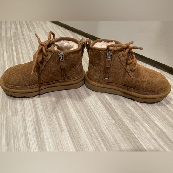 Neumel II UGG Boot - Picture 11 of 11